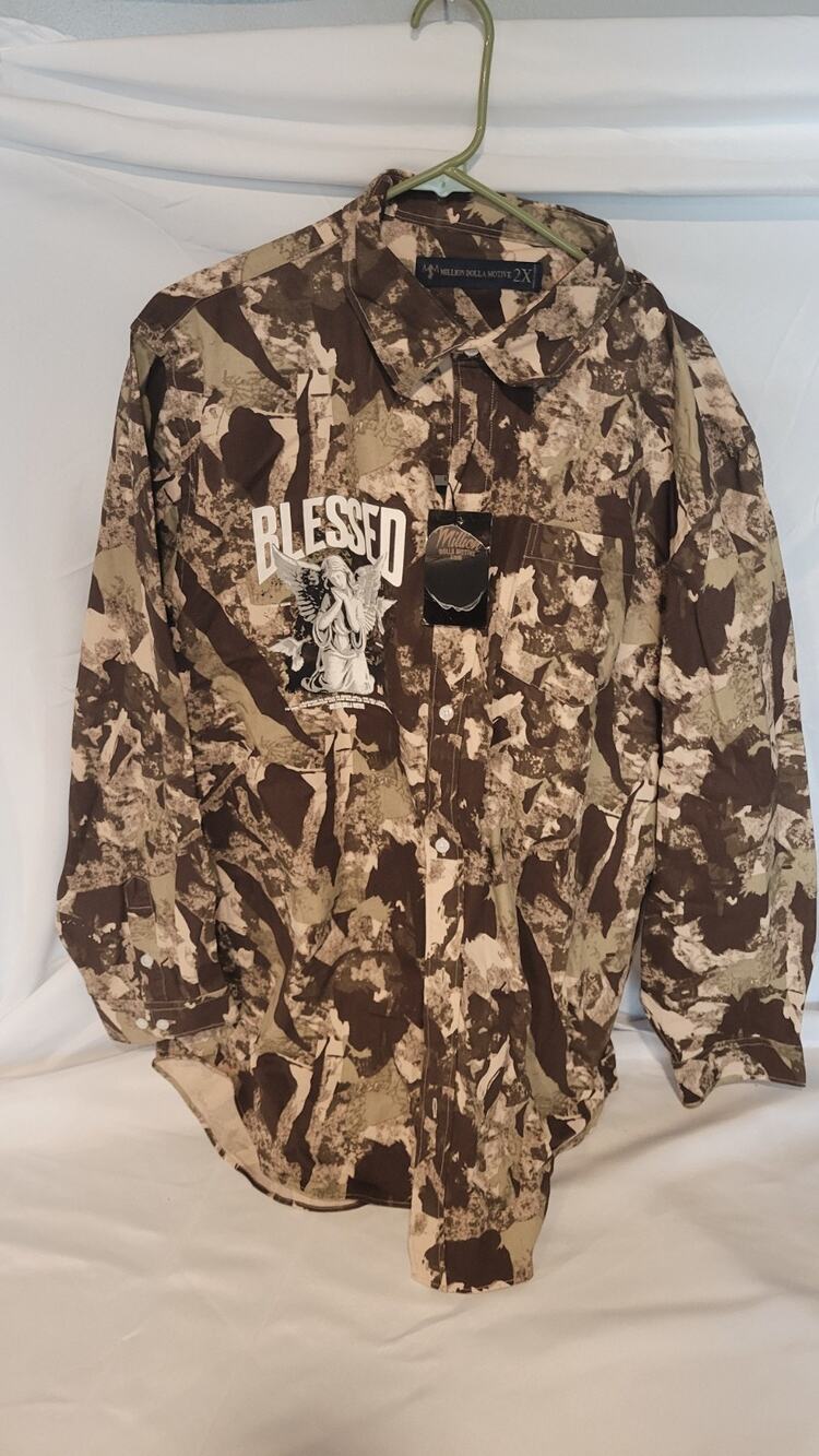Million Dolla Motive Blessed Angel Shirt Mens 2X Camo Button Up NWT Graphic